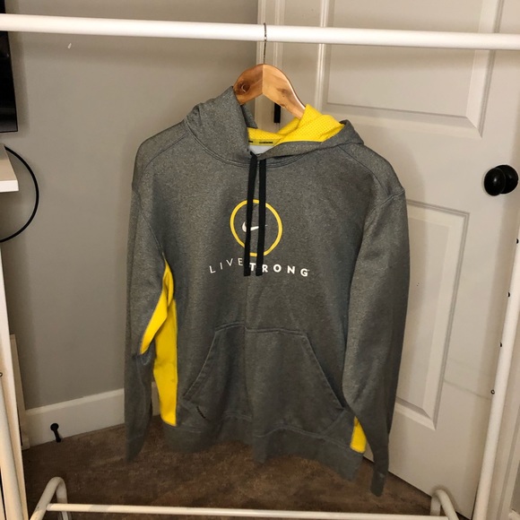 NIKE THERMAFIT LIVESTRONG HOODIE - Picture 4 of 4